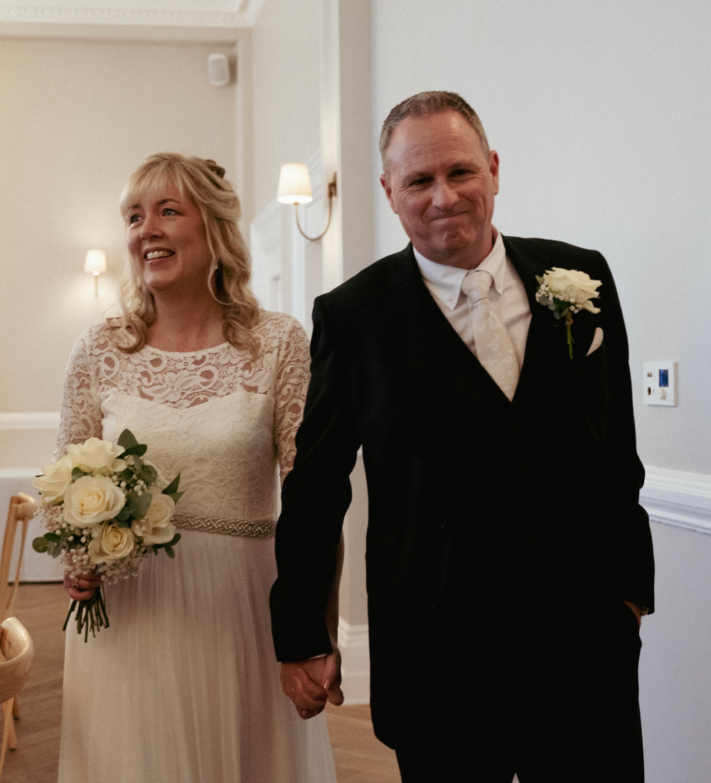 Echte Braut: Carol & Adam