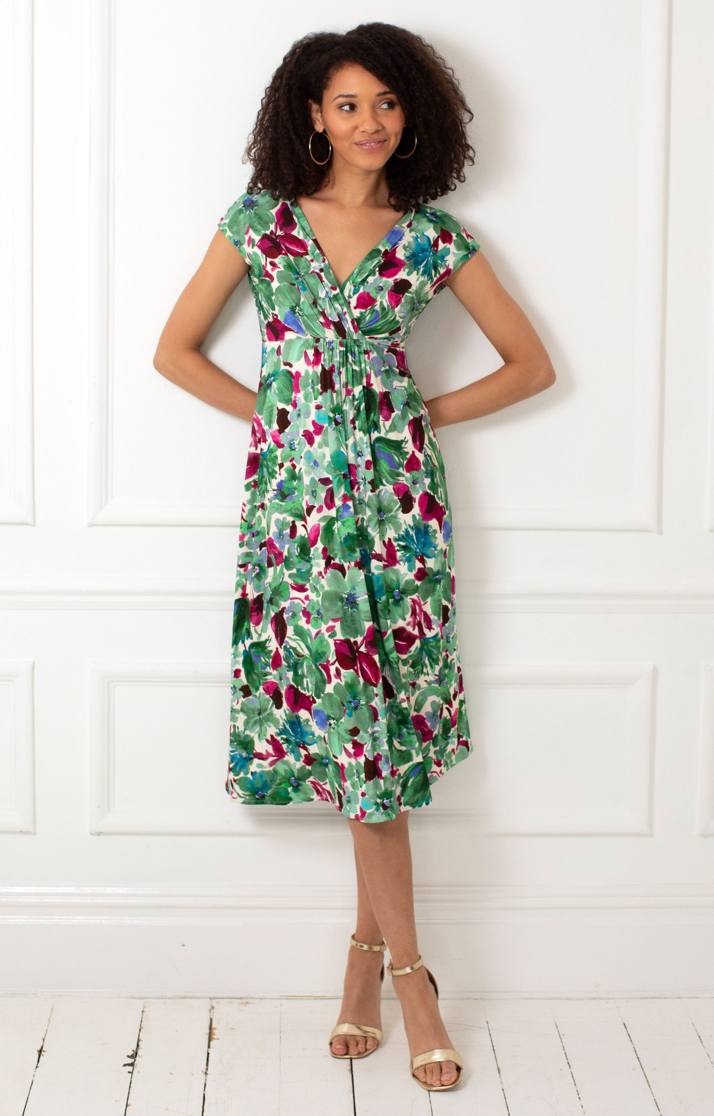 green emerald velvet dress Huntah Midi Dress