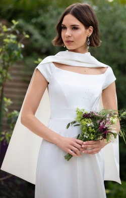 Maisie Duchess Satin Scarf (Ivory)