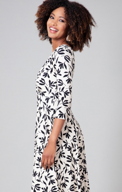 Robe Annie Monochrome Noir by Alie Street