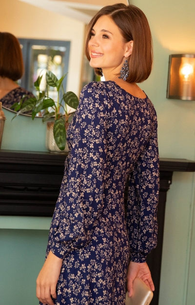 Robe mi-longue à détail torsadé Mollie (Jardin Nocturne) by Alie Street